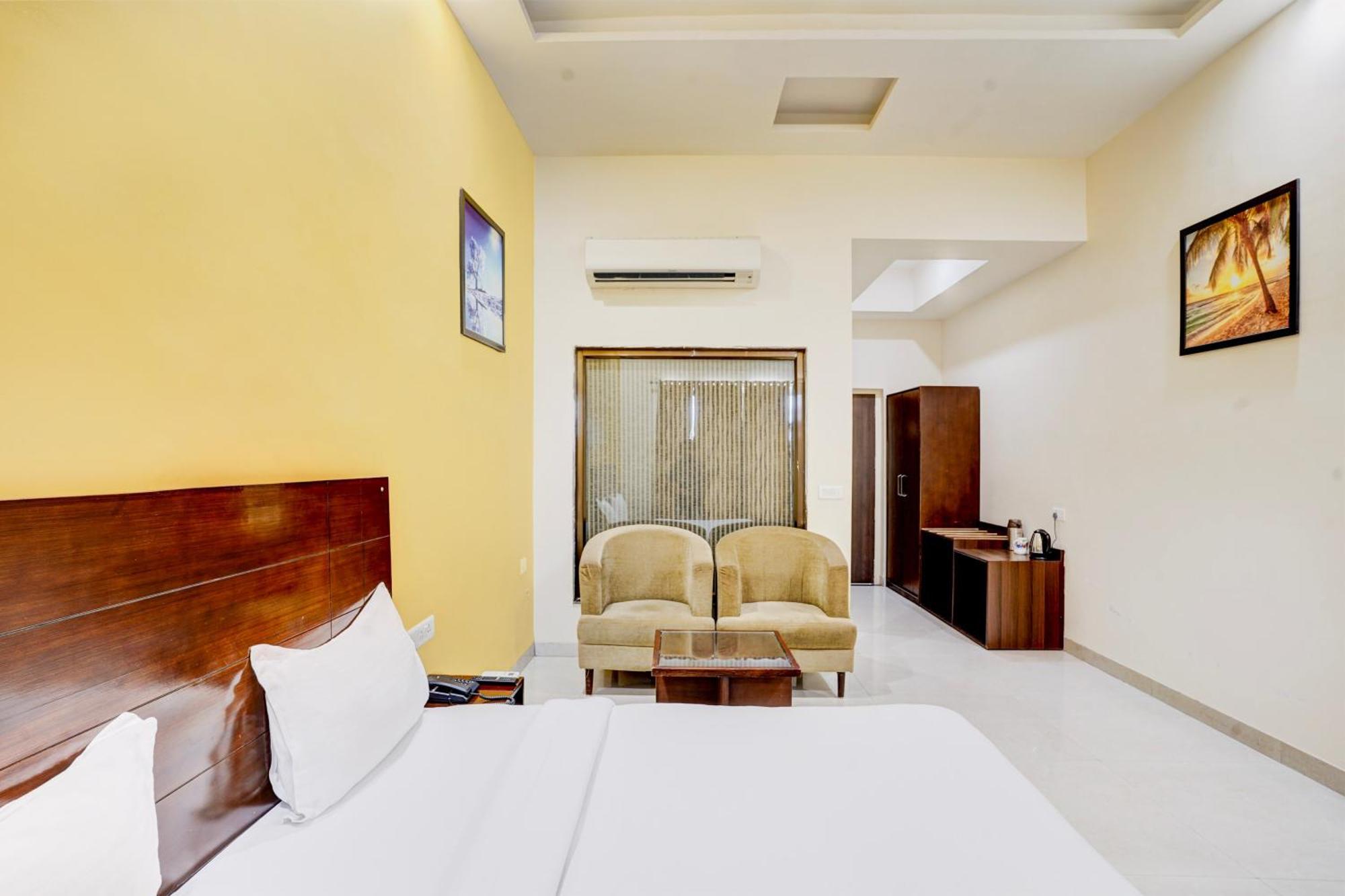 Hotel Amrit Manthan Chittorgarh Exterior foto
